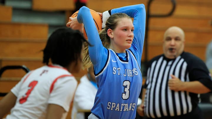 St. Johns Country Day's Kendall Proffitt (3) looks to pass during the third quarter of a high school girls basketball game Monday, Dec. 5, 2022 at Terry Parker High School in Jacksonville. St. Johns Country Day School defeated Terry Parker 67-42.

Taliah Scott Eclipsed The 2 000 Point Barrier For Her Career A Top 15 National Prospect She Has Signed With The University Of Arkansas