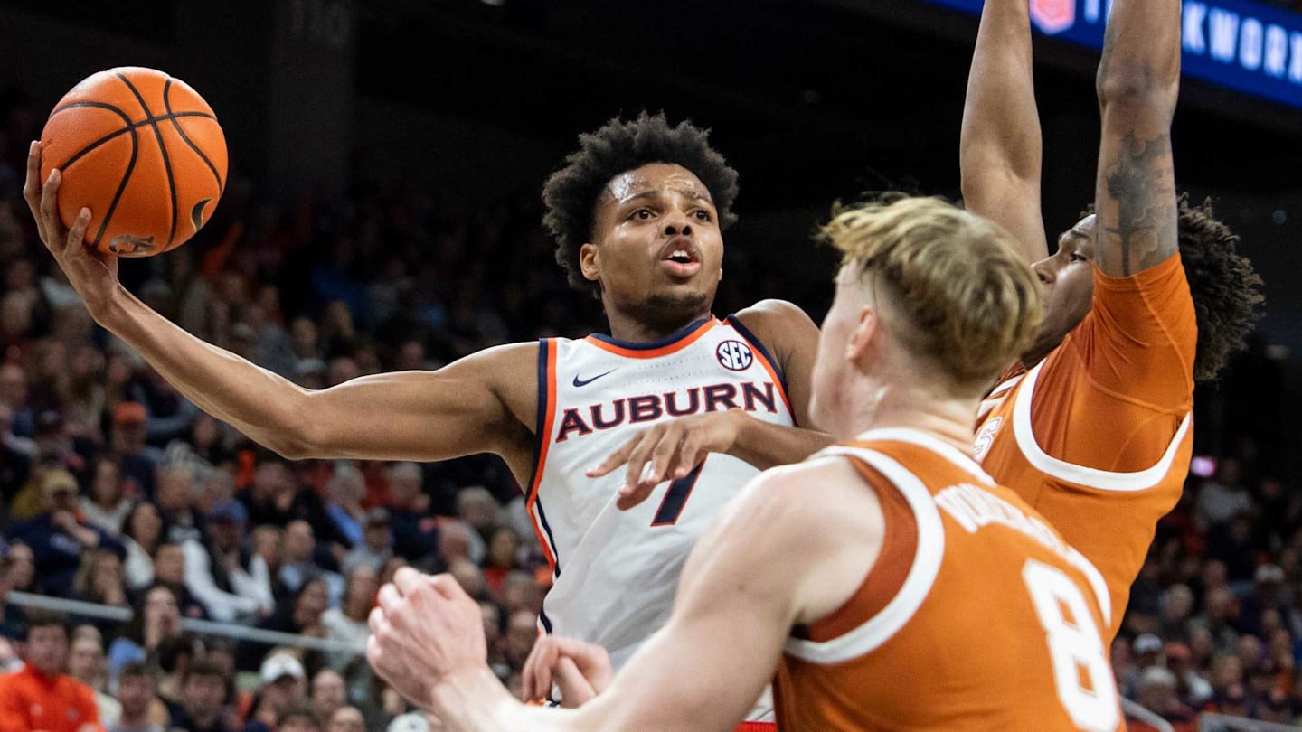 Big Night for Auburn's Keyshawn Hall Reflects Dominant Season