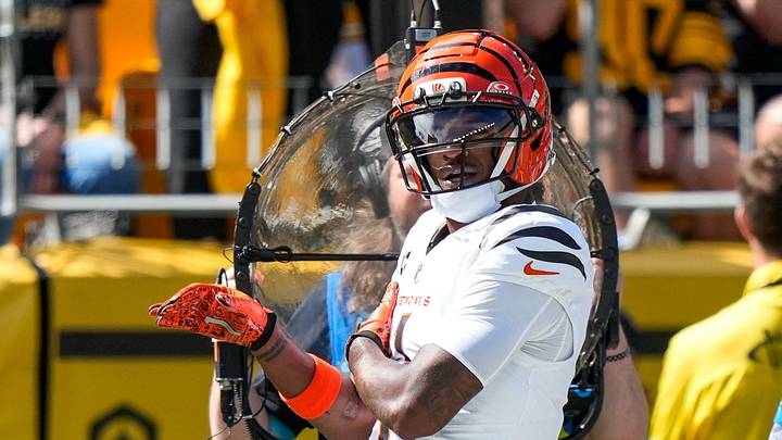 Cincinnati Bengals receiver Ja'Marr Chase celebrates after scoring a touchdown in the first quarter against the Pittsburgh Steelers on Sept. 27.