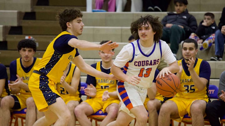 Crestwood faces off against Romulus on Friday night at 7:00 p.m.