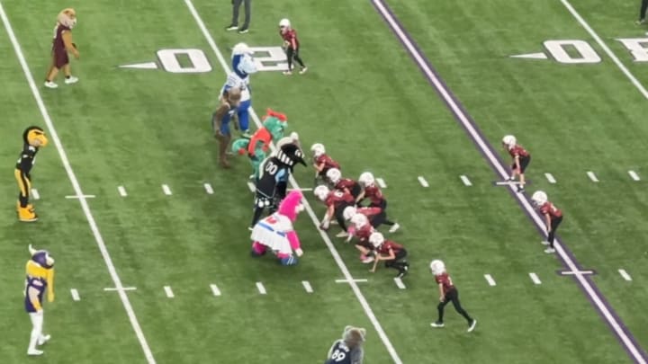 The mascots versus peewee football players game at halftime of the Vikings-Colts game at U.S. Bank Stadium. 