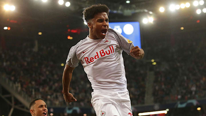 Karim Adeyemi wird vorerst bei RB Salzburg bleiben Karim Adeyemi wird vorerst bei RB Salzburg bleiben