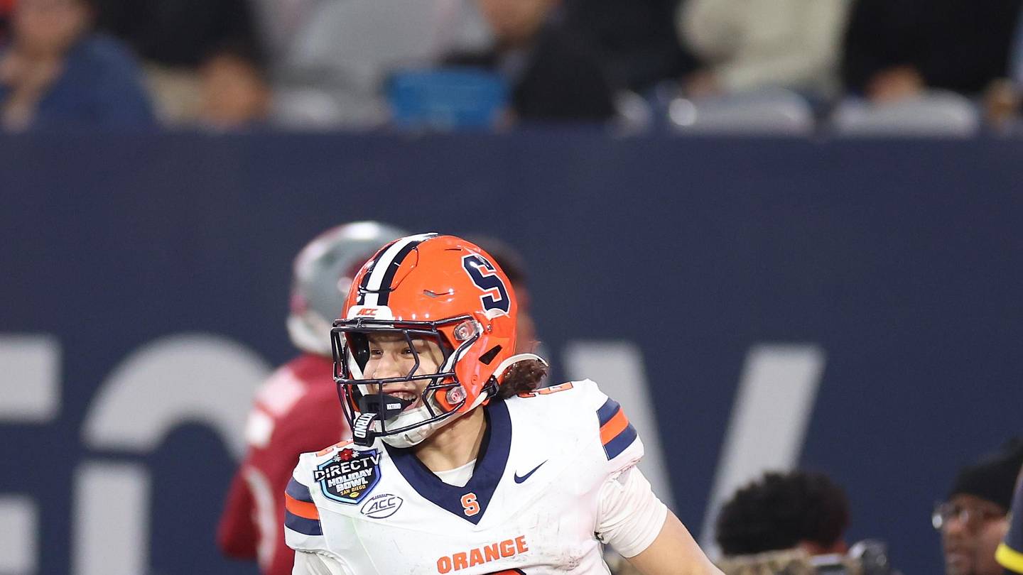 Star Receiver Trebor Pena Enters Transfer Portal, Shocking Syracuse