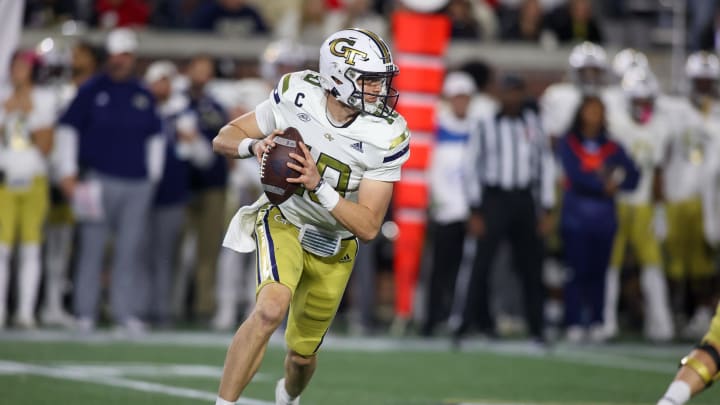 Nov 25, 2023; Atlanta, Georgia, USA; Georgia Tech Yellow Jackets quarterback Haynes King (10) drops back to pass against the Georgia Bulldogs in the second half at Bobby Dodd Stadium at Hyundai Field. Mandatory Credit: Brett Davis-USA TODAY Sports Nov 25, 2023; Atlanta, Georgia, USA; Georgia Tech Yellow Jackets quarterback Haynes King (10) drops back to pass against the Georgia Bulldogs in the second half at Bobby Dodd Stadium at Hyundai Field. Mandatory Credit: Brett Davis-USA TODAY Sports