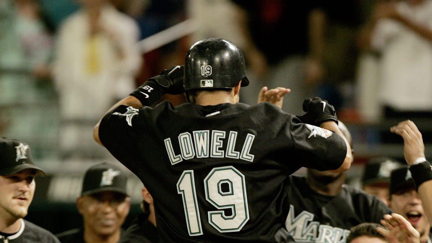 Miami Marlins Best To Wear Jersey Number Series No. 19: Mike Lowell