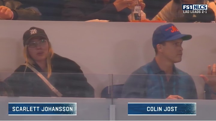 Scarlett Johansson and Colin Jost watching the Mets lose Game 4. 