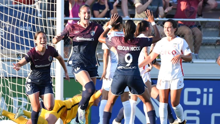 Aug 20, 2022; Cary, North Carolina, USA;  North Carolina Courage forward Diana Ordonez (12)