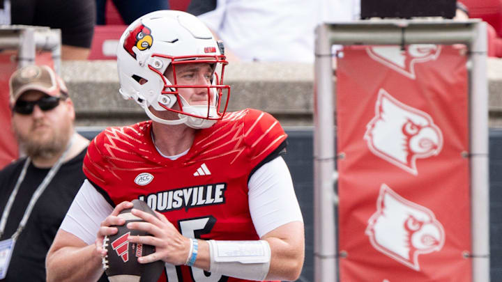 Louisville Cardinals quarterback Harrison Bailey (15) warms up ahead of their game against the Austin Peay Governors on Saturday, Aug. 31, 2024 at L&N Federal Credit Union Stadium in Louisville, Ky.