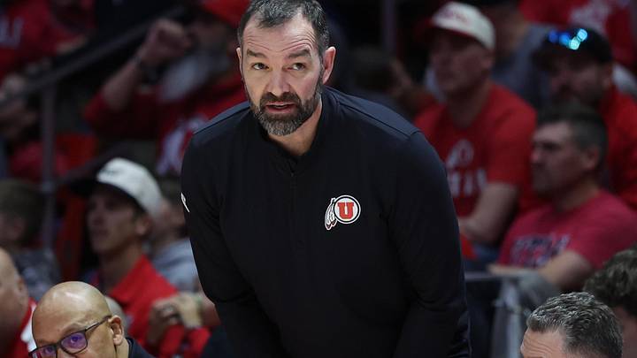 Utah Runnin' Utes head coach Alex Jensen.