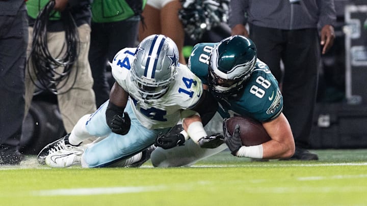 Nov 5, 2023; Philadelphia, Pennsylvania, USA; Dallas Cowboys safety Markquese Bell (14) tackles
