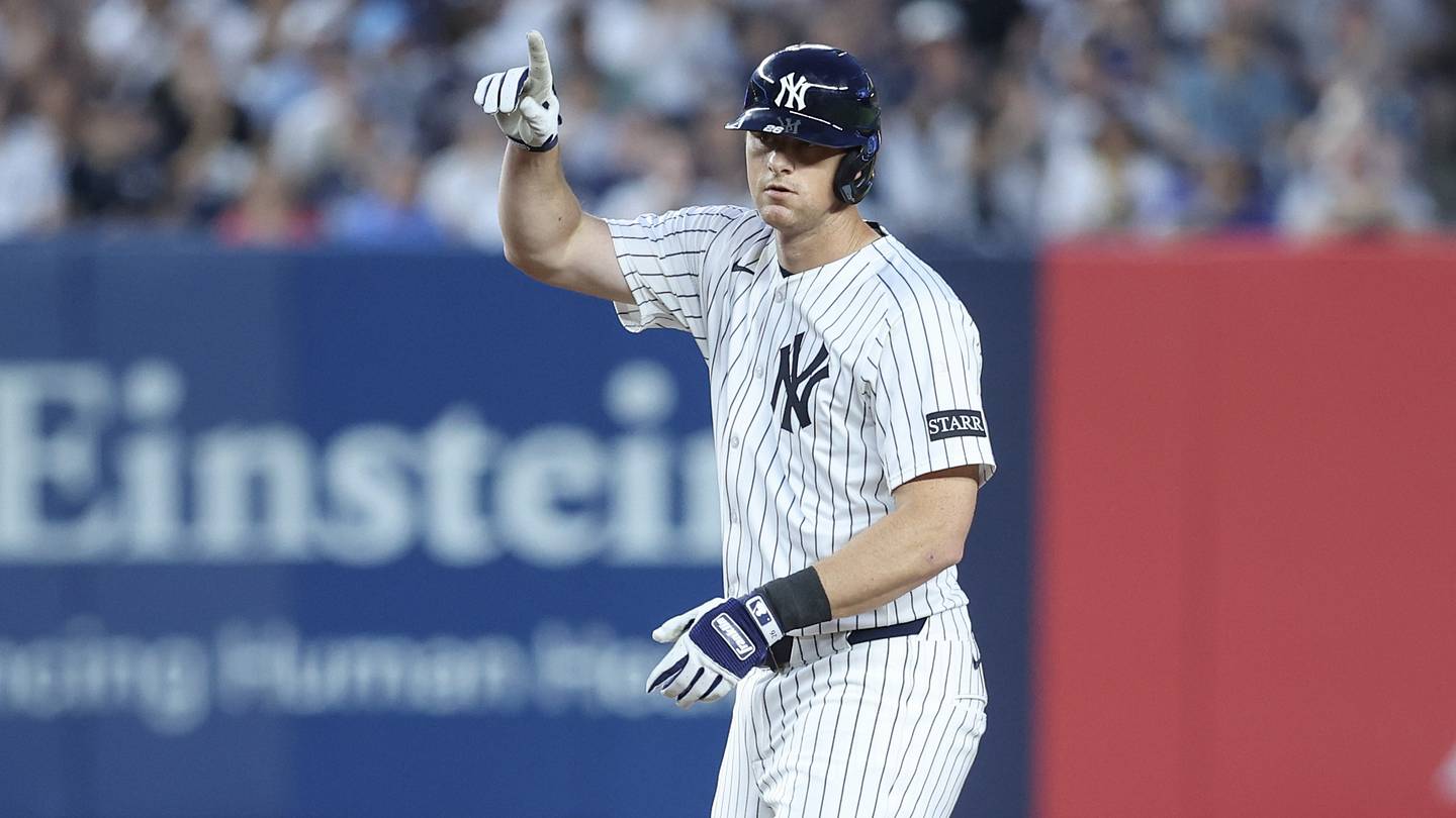 Yankees fans reminded of DJ LeMahieu's impact after Royal Oak's championship run
