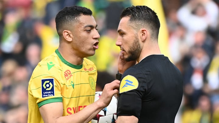 L'arbitre de la rencontre n'aura pas sifflé main sur l'action donnant l'égalisation au FC Nantes