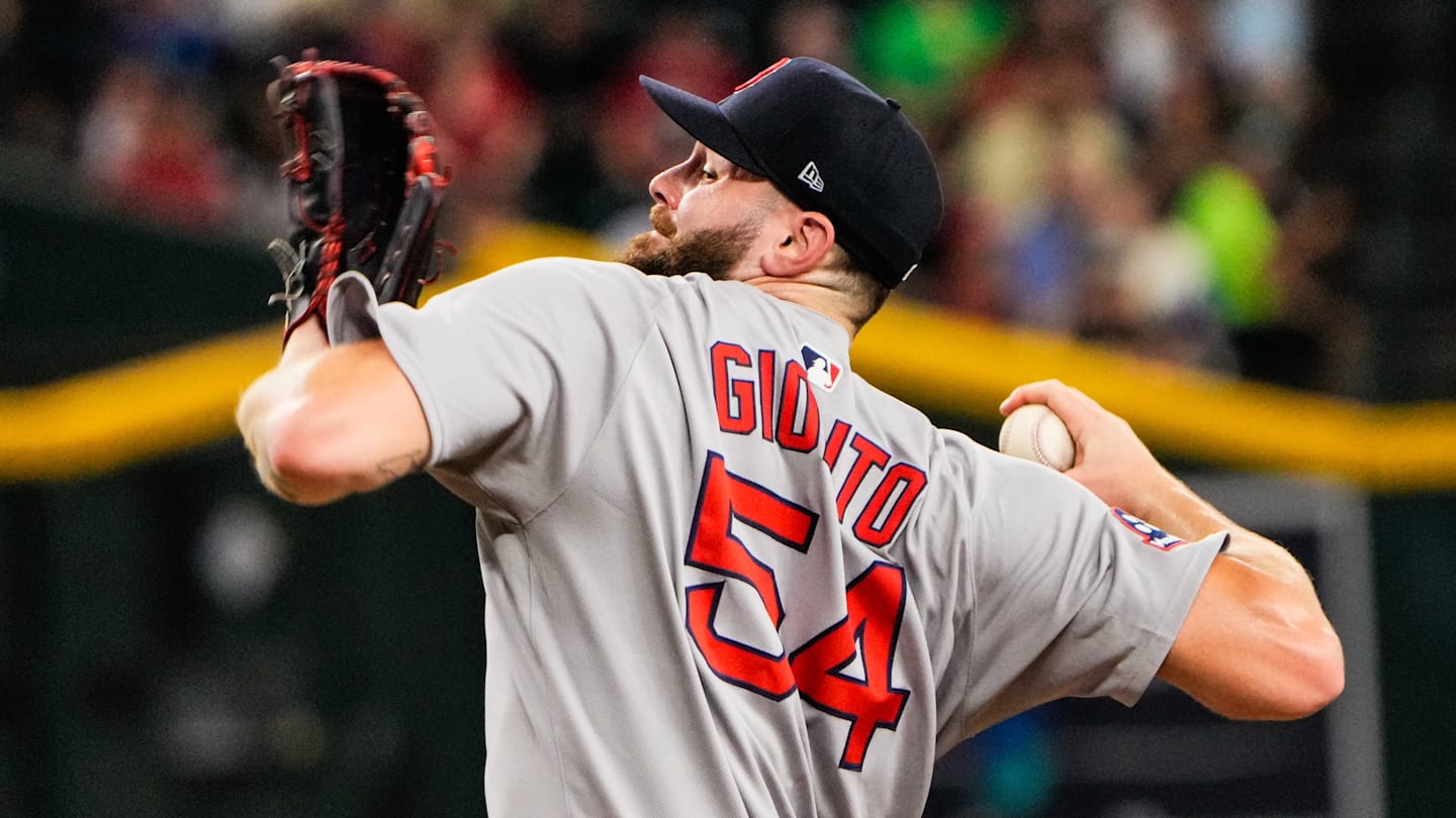 Lucas Giolito Drilled by Comebacker in First Start With Padres Organization