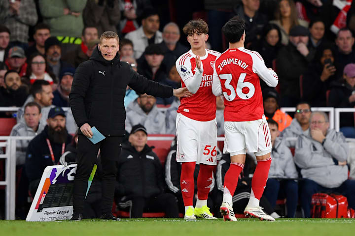 Max Dowman, Martín Zubimendi