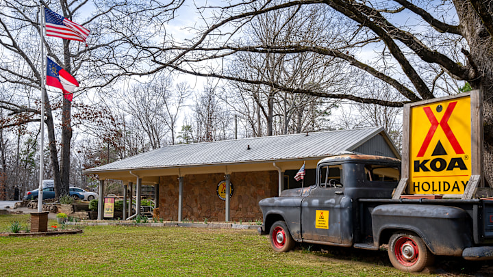 Our first stop is Lake Hartwell. The Hartwell Lakeside KOA, as the name implies, is right on the lake.