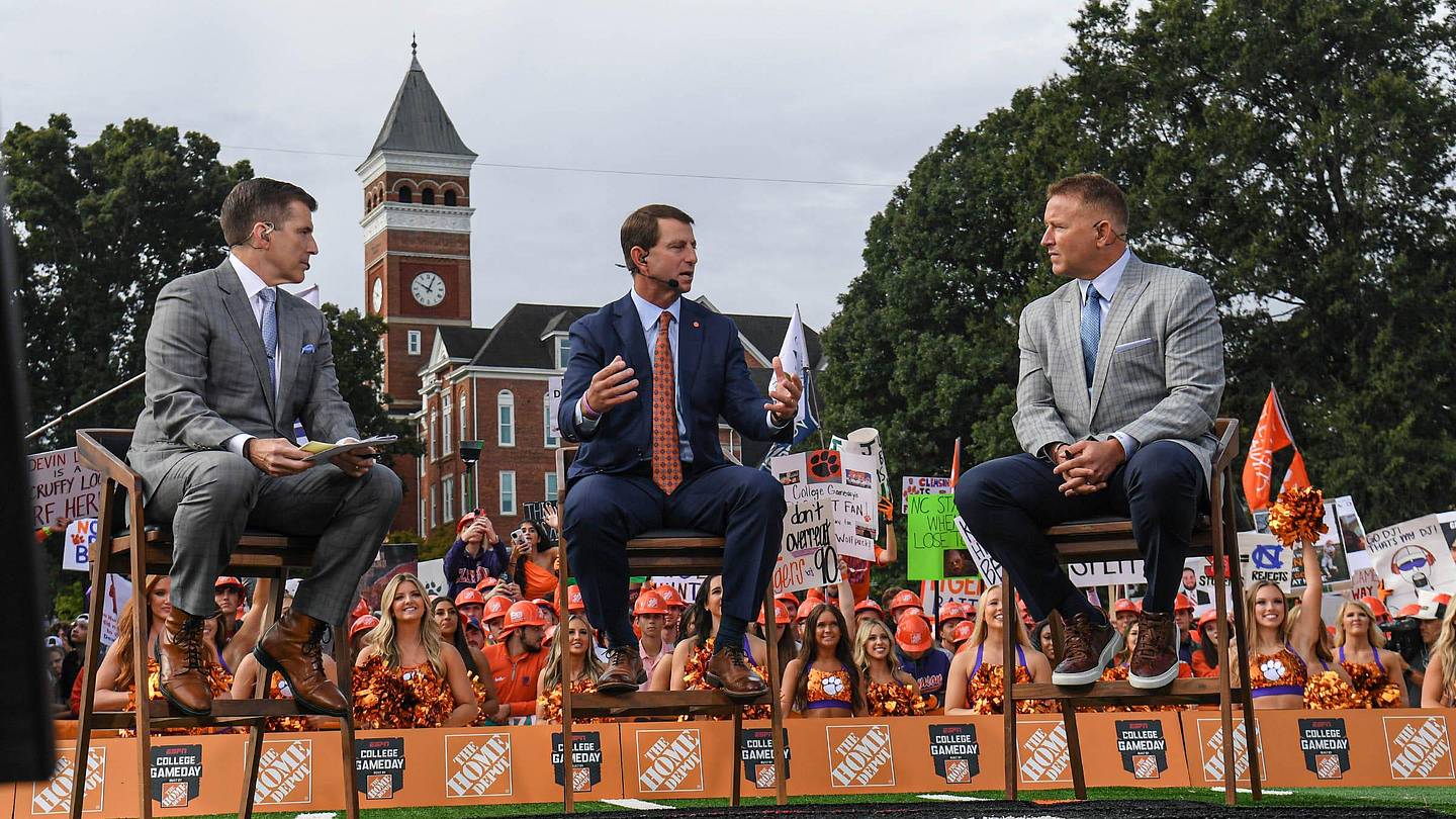 Does College GameDay, Primetime Slot Add More Pressure to Clemson Football?
