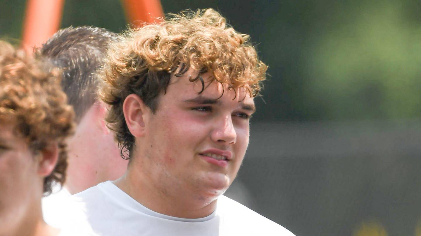 Clemson Left Out of Four-Star Offensive Guard's Finalists