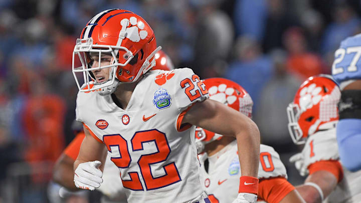 Clemson wide receiver Cole Turner (22)