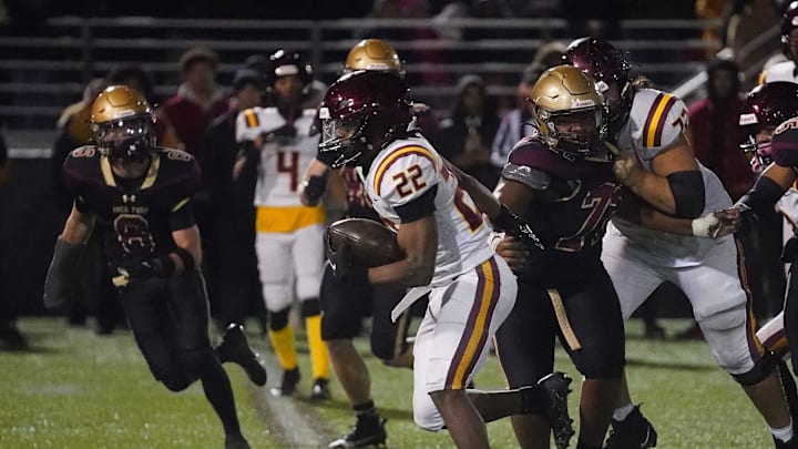 Iona Prep falls to Cardinal Hayes 30-29 in the New York Catholic High School Football League AAA championship game at Fordham University in The Bronx on Saturday, November 2023.