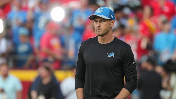 Detroit Lions offensive coordinator Ben Johnson watches warm up ahead of the season opener against the Kansas City Chiefs at Arrowhead Stadium in Kansas City, Mo. on Thursday, Sept. 7, 2023.