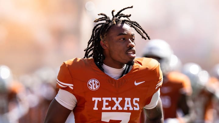 Texas Longhorns defensive back Jahdae Barron (7) takes the field before the Texas Longhorns take on Mississippi State at Darrell K Royal-Texas Memorial Stadium in Austin Saturday, Sept. 28, 2024.