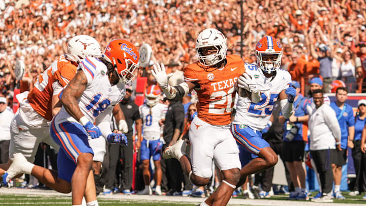 Texas Longhorns running back Quintrevion Wisner (26) advances the ball during the Longhorns' game against the Florida Gators, Nov. 9, 2024 at Darrell K. Royal Texas Memorial Stadium in Austin. Texas Longhorns running back Quintrevion Wisner (26) advances the ball during the Longhorns' game against the Florida Gators, Nov. 9, 2024 at Darrell K. Royal Texas Memorial Stadium in Austin.