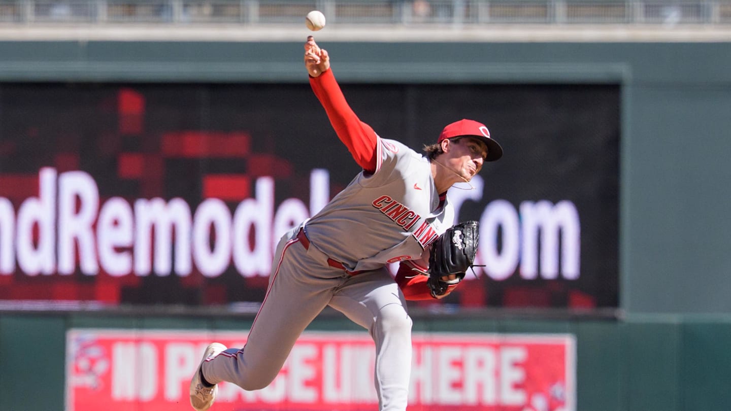 Cincinnati Reds Send Down Struggling Reliever, Call Up Familiar Face