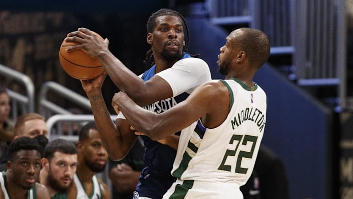 Naz Reid, Khris Middleton