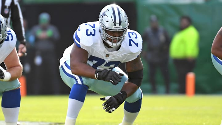 Dec 29, 2024; Philadelphia, Pennsylvania, USA; Dallas Cowboys offensive tackle Tyler Smith (73) against the Philadelphia Eagles at Lincoln Financial Field. Mandatory Credit: Eric Hartline-Imagn Images