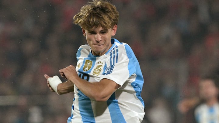 Como standout Nico Paz has a shot at playing for Argentina at the 2026 FIFA World Cup finals