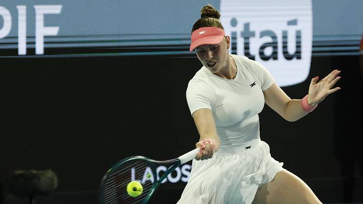 Elena Rybakina is favored against Yuliia Starodubtseva in the second round at Roland-Garros. Elena Rybakina is favored against Yuliia Starodubtseva in the second round at Roland-Garros.