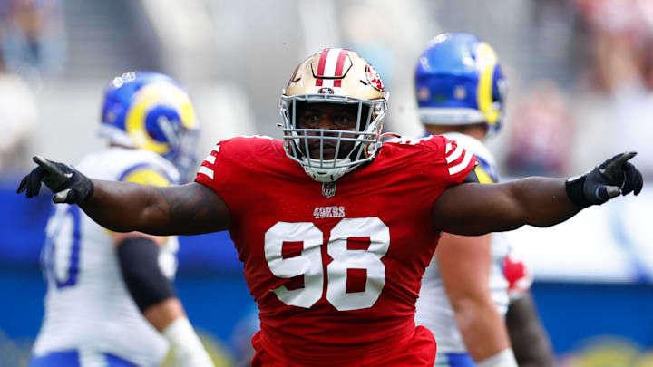 San Francisco 49ers defensive tackle Javon Hargrave (98)