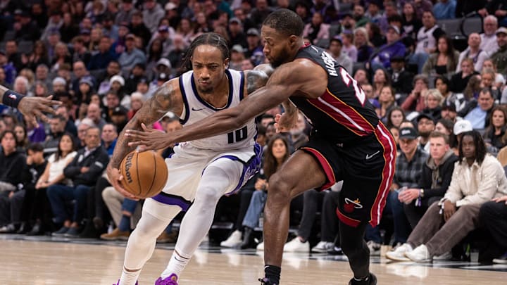 Jan 6, 2025; Sacramento, California, USA; Sacramento Kings forward DeMar DeRozan (10) drives to the basket during the third quarter of the game against the Miami Heat at Golden 1 Center. Mandatory Credit: Ed Szczepanski-Imagn Images Jan 6, 2025; Sacramento, California, USA; Sacramento Kings forward DeMar DeRozan (10) drives to the basket during the third quarter of the game against the Miami Heat at Golden 1 Center. Mandatory Credit: Ed Szczepanski-Imagn Images