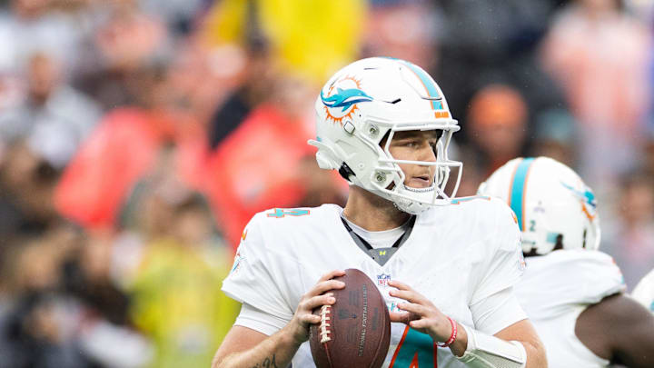 Miami Dolphins quarterback Quinn Ewers (14) prepares to throw a pass against the Cleveland Browns during the fourth quarter at Huntington Bank Field in Week 7.