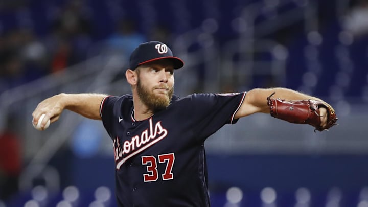 Washington Nationals starting pitcher Stephen Strasburg (37) delivers a pitch during the first inning against the Miami Marlins at loanDepot Park in 2022. 