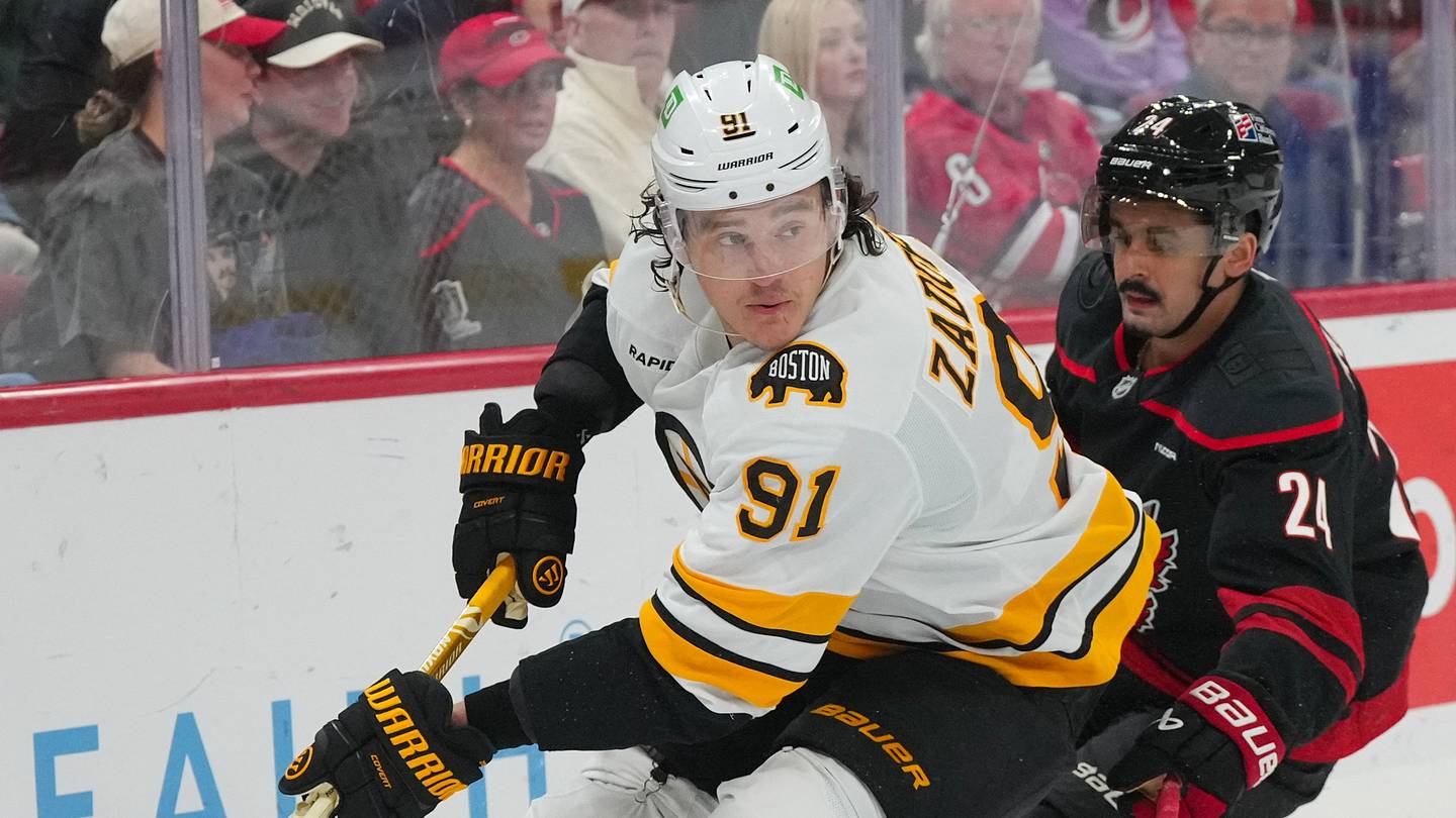 2 winners and 4 big losers from Bruins deflating early-season loss to Hurricanes