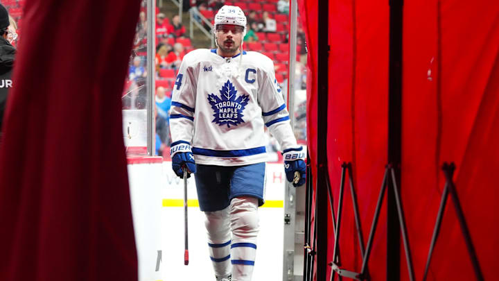 Dec 4, 2025; Raleigh, North Carolina, USA; Toronto Maple Leafs center Auston Matthews (34) comes off the ice after the warmups before the game against the Carolina Hurricanes at Lenovo Center. Mandatory Credit: James Guillory-Imagn Images Dec 4, 2025; Raleigh, North Carolina, USA; Toronto Maple Leafs center Auston Matthews (34) comes off the ice after the warmups before the game against the Carolina Hurricanes at Lenovo Center. Mandatory Credit: James Guillory-Imagn Images