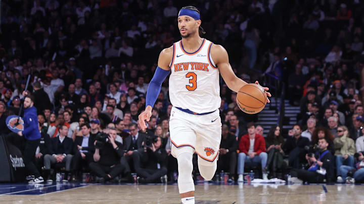 Mar 26, 2025; New York, New York, USA; New York Knicks guard Josh Hart (3) brings the ball up court in the fourth quarter against the LA Clippers at Madison Square Garden. Mandatory Credit: Wendell Cruz-Imagn Images Mar 26, 2025; New York, New York, USA; New York Knicks guard Josh Hart (3) brings the ball up court in the fourth quarter against the LA Clippers at Madison Square Garden. Mandatory Credit: Wendell Cruz-Imagn Images