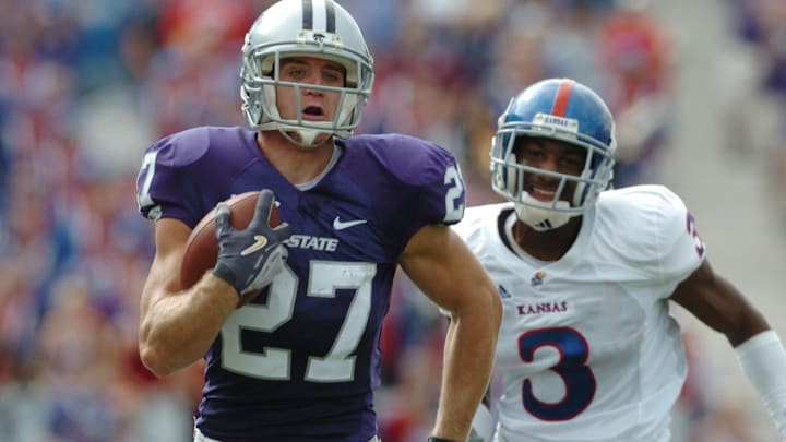 Oct 6, 2007; Manhattan, KS, USA; Kansas State Wildcats wide receiver (27) Jordy Nelson scores a touchdown against Kansas.