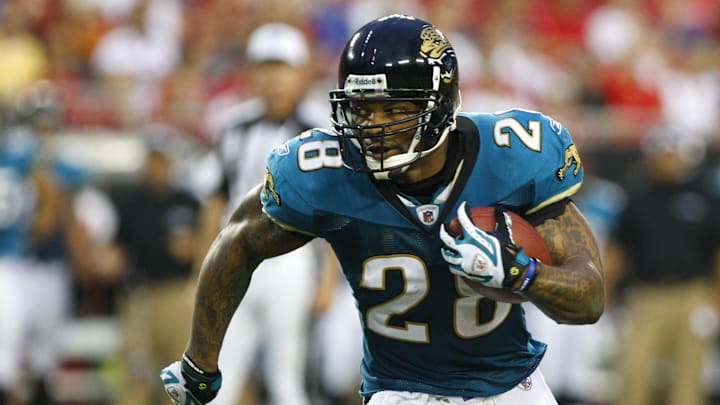Aug 23, 2008; Tampa, FL, USA; Jacksonville Jaguars running back Fred Taylor (28) runs with the ball during the first quarter at Raymond James Stadium. Mandatory Credit: Kim Klement-Imagn Images