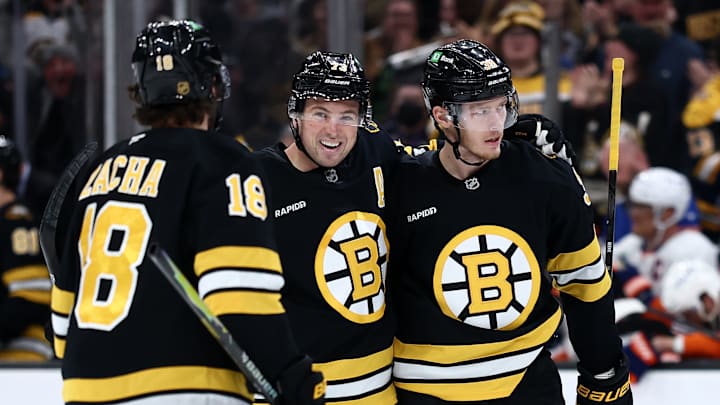 New York Islanders v Boston Bruins