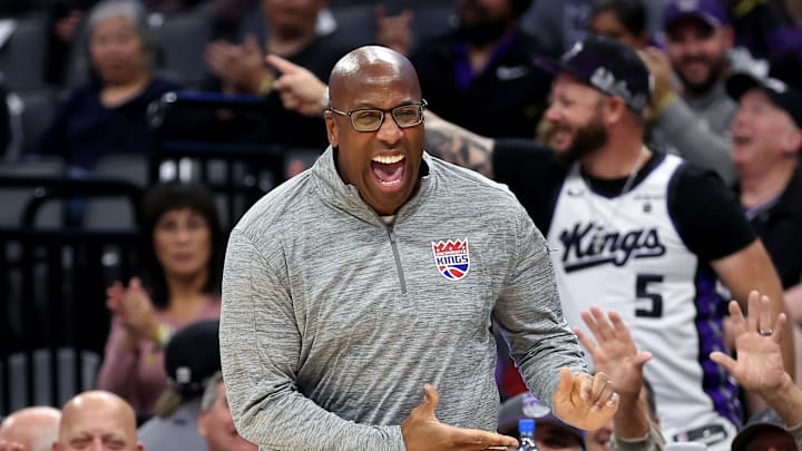 Cleveland Cavaliers v Sacramento Kings