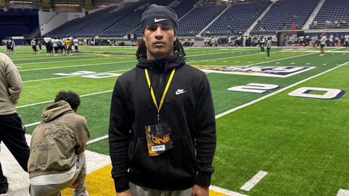 Jaxson Flores at Northern Arizona visit