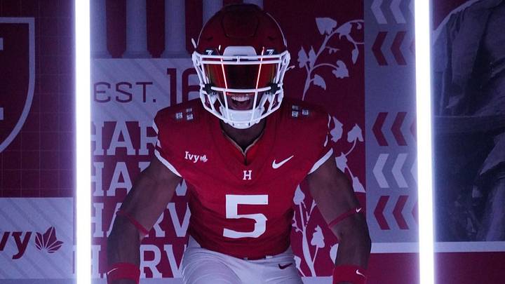 Deylen Jones at Harvard official visit