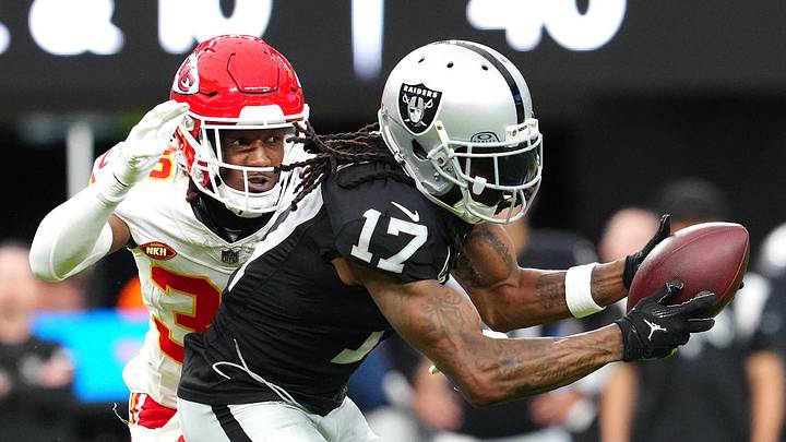 Nov 26, 2023; Paradise, Nevada, USA; Las Vegas Raiders wide receiver Davante Adams (17) makes a catch as Kansas City Chiefs cornerback L'Jarius Sneed (38) defends during the second quarter at Allegiant Stadium. Mandatory Credit: Stephen R. Sylvanie-USA TODAY Sports Nov 26, 2023; Paradise, Nevada, USA; Las Vegas Raiders wide receiver Davante Adams (17) makes a catch as Kansas City Chiefs cornerback L'Jarius Sneed (38) defends during the second quarter at Allegiant Stadium. Mandatory Credit: Stephen R. Sylvanie-USA TODAY Sports