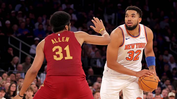 The New York Knicks and center Karl-Anthony Towns are favored to advance to the NBA Finals. 