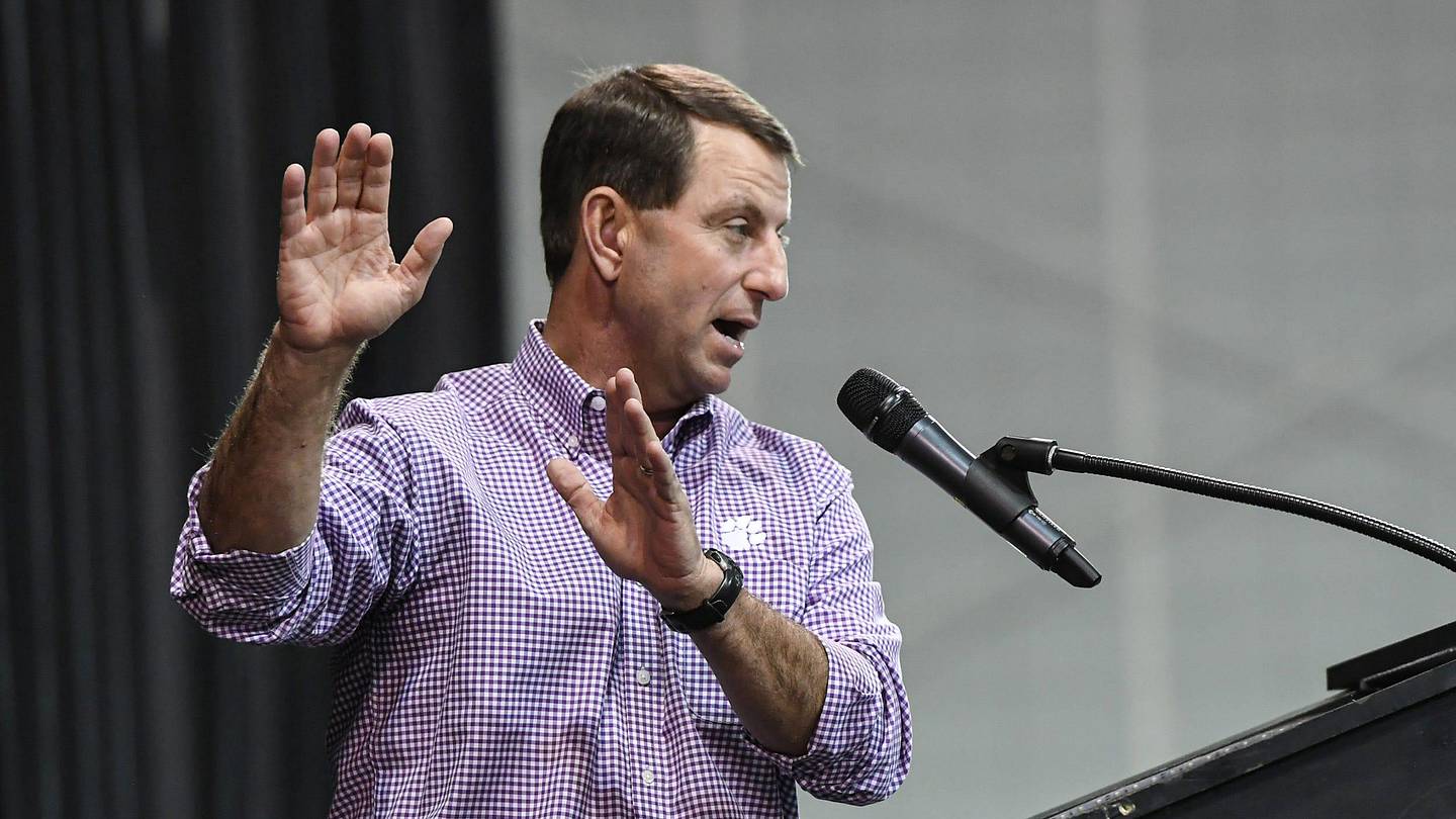 Clemson Tigers Look to Capitalize on Hot Recruiting Streak With Pivotal OV Weekend