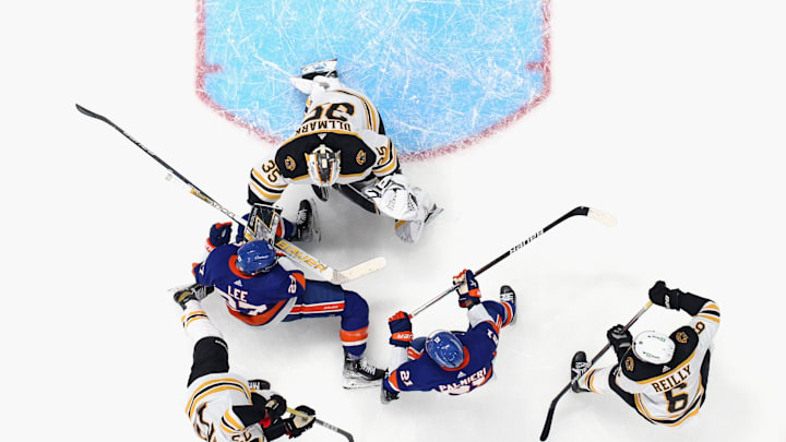 Boston Bruins v New York Islanders