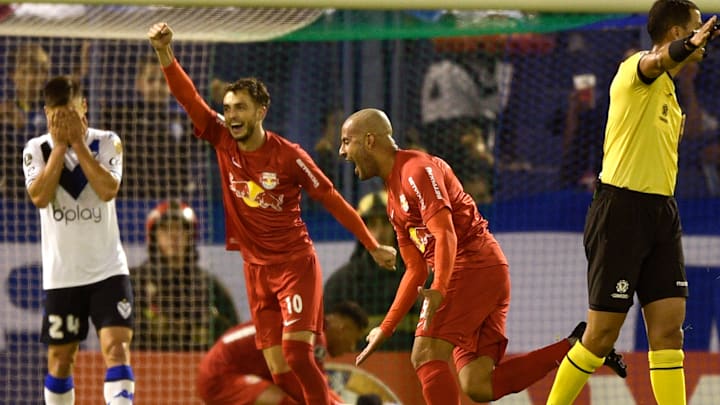 Ytalo marcou duas vezes e foi eleito o craque do jogo