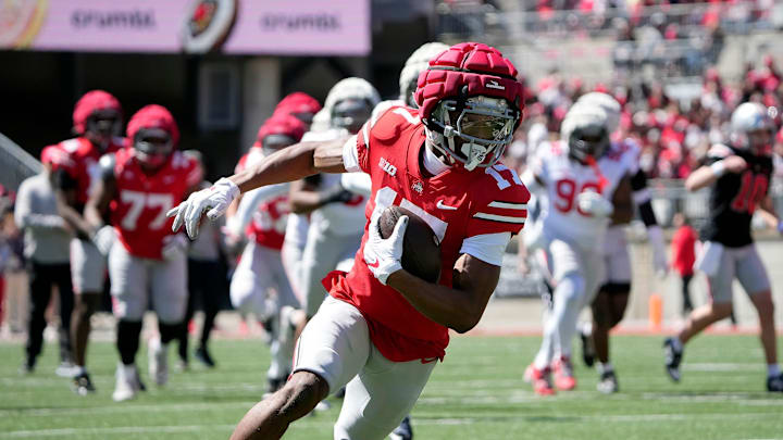 Ohio State Buckeye Scarlet Carnell Tate (17) makes a catch against team Gary in the 1st half during the spring game at Ohio Stadium on April 12, 2025.
